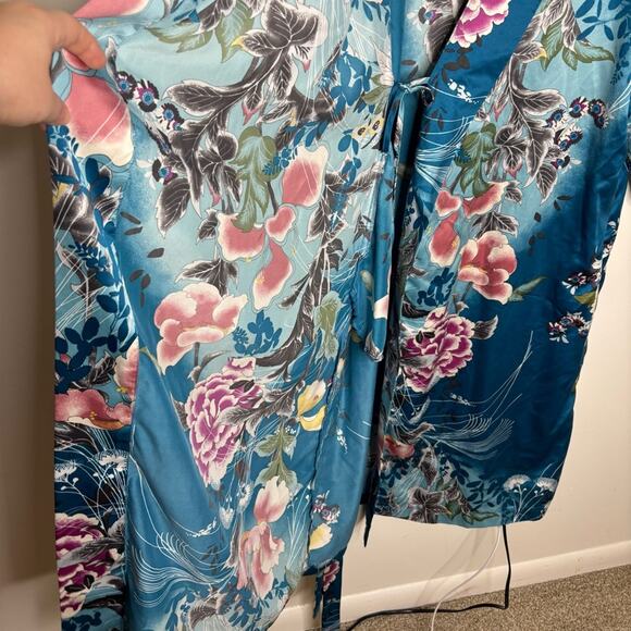 Natori Private luxuries blue floor length soft satin robe women's size large - Picture 3 of 6